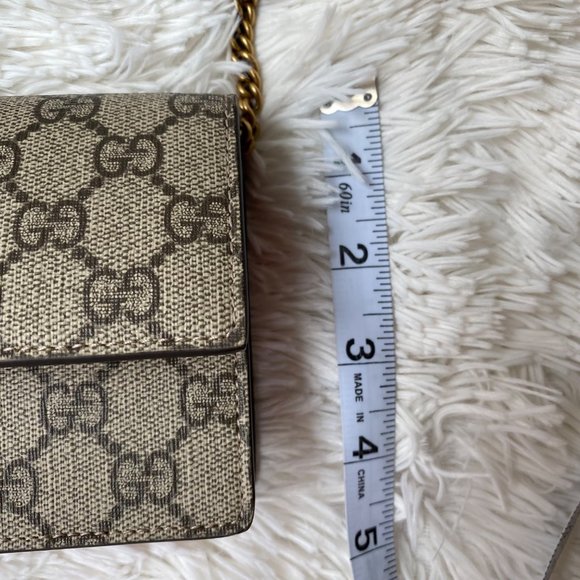 Gucci GG Supreme Monogram Mini Cherry Chain Bag - Picture 4 of 11